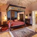 Exceptional Xviicastle In Dordogne Golden Triangle *