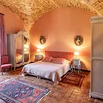 Exceptional Xviicastle In Dordogne Golden Triangle Urval