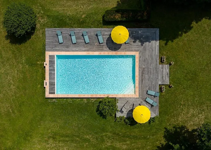 Exceptional Xviicastle In Dordogne Golden Triangle * Urval