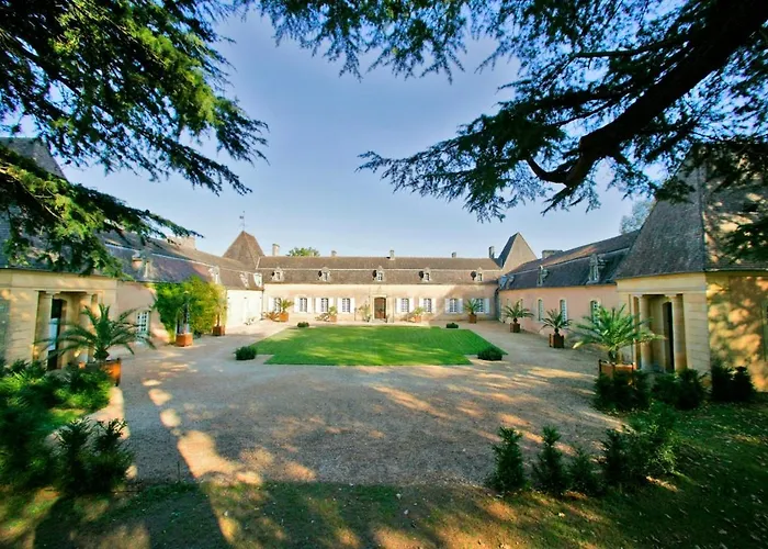 Exceptional Xviicastle In Dordogne Golden Triangle Vila Urval
